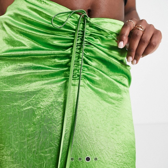 NWT & Other Stories Midi Skirt in Green Size US6 - Picture 7 of 7